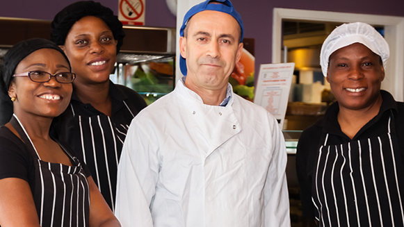 16x9_catering-team-halls